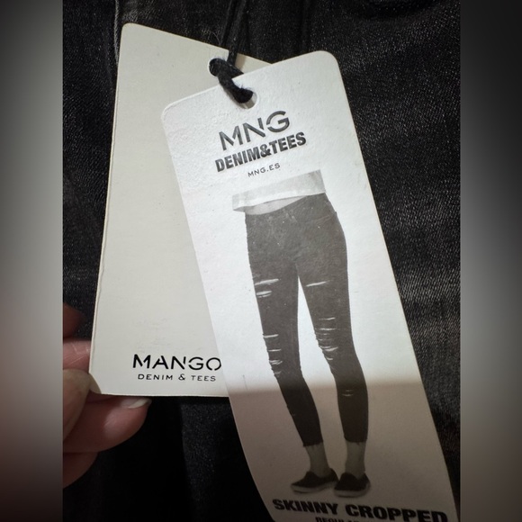 Mango brand distressed light black skinny cropped raw hem jeans. Size 8. NWT - Picture 4 of 16